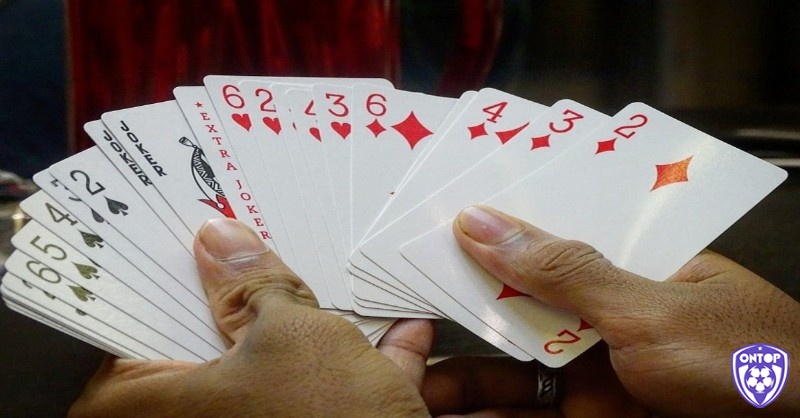 Bài rác trong Poker là gì? Những đặc điểm của Bài rác trong poker