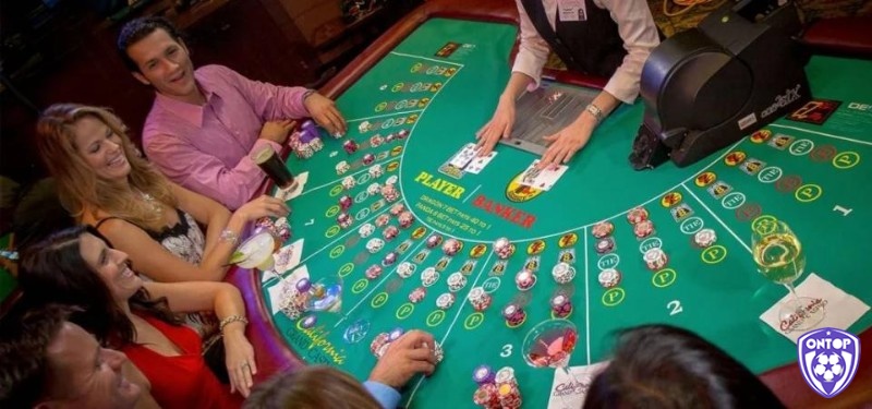 Bài rác trong Poker là gì? Khi chơi bài rác trong Poker cần lưu ý những gì?
