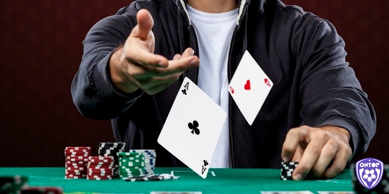 Ví dụ 2 để hiểu rõ Donk bet Poker là gì?