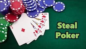 Steal Poker là gì? Chiến thuật táo bạo để cướp pot trong Poker