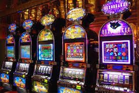 Các nút hay gặp trong Slot Machine chi tiết và giải đáp ý nghĩa