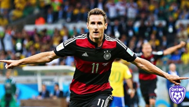Miroslav Klose không chỉ là một chân sút lừng danh mà còn là một phần quan trọng của lịch sử bóng đá thế giới