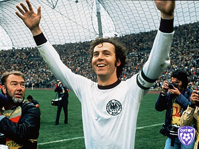 Cầu thủ xuất sắc nhất thế giới của Đức: Beckenbauer 