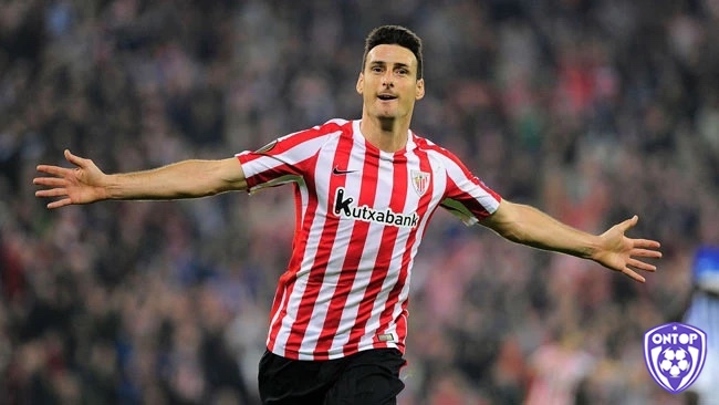 Aduriz là một cầu thủ đã tạo ra những thành công vang dội cho đội nhà