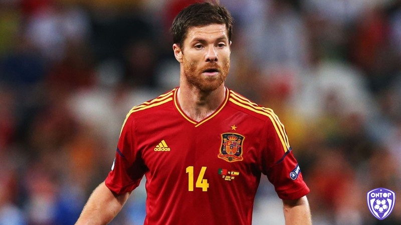  Xabi Alonso là tiền vệ khả năng phòng ngự đa năng tại World Cup